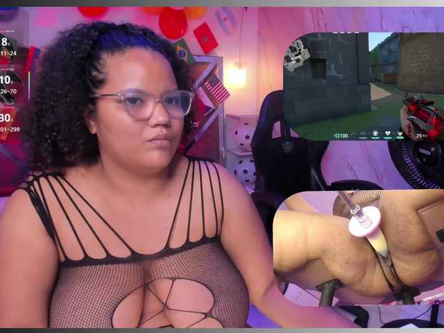 MhiaRey live cam on BongaCams