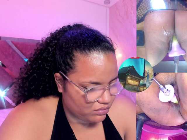 MhiaRey live cam on BongaCams