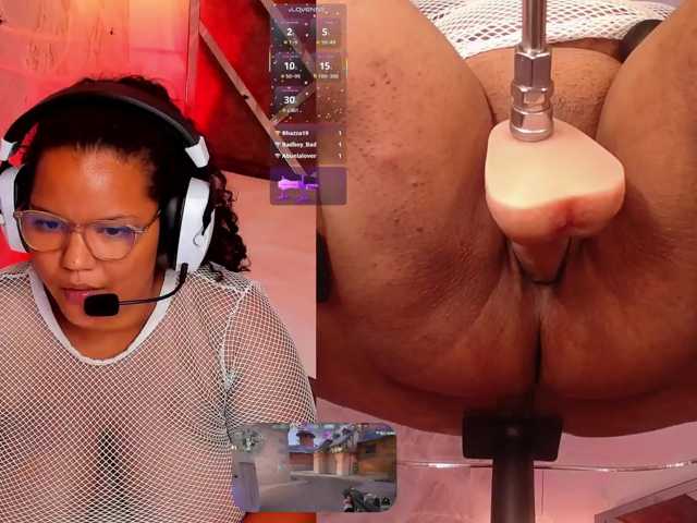 MhiaRey live cam on BongaCams