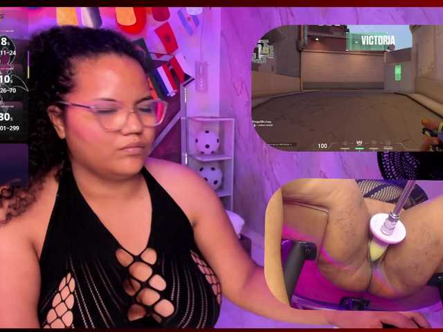 MhiaRey live cam on BongaCams