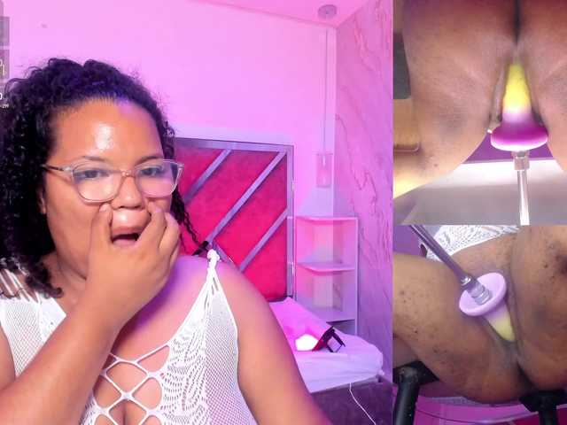 MhiaRey live cam on BongaCams