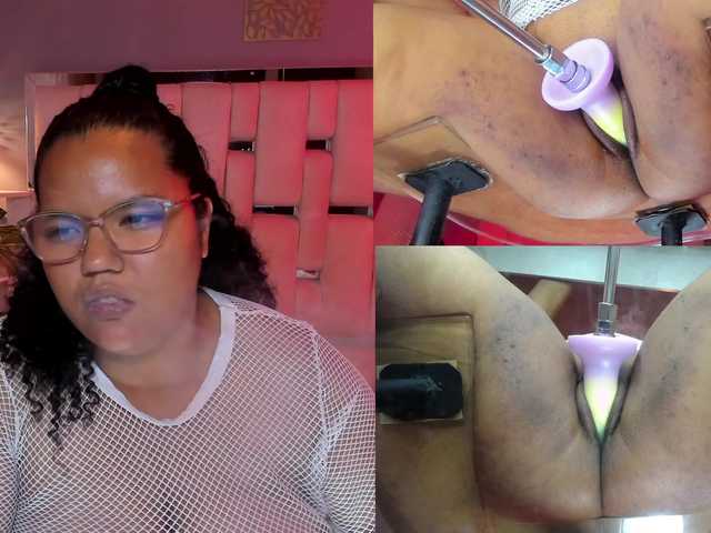 MhiaRey live cam on BongaCams