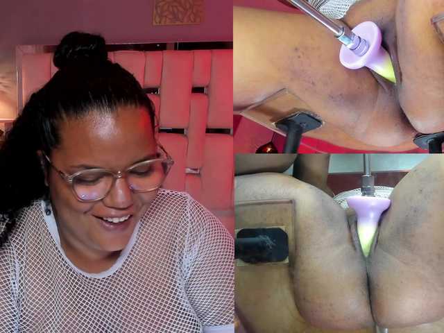 MhiaRey live cam on BongaCams