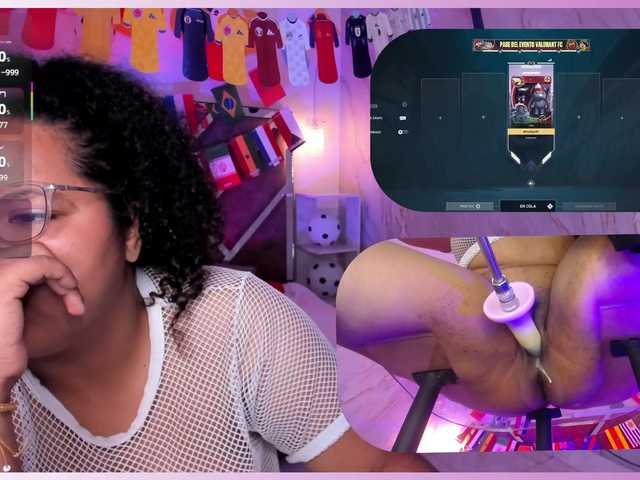 MhiaRey live cam on BongaCams