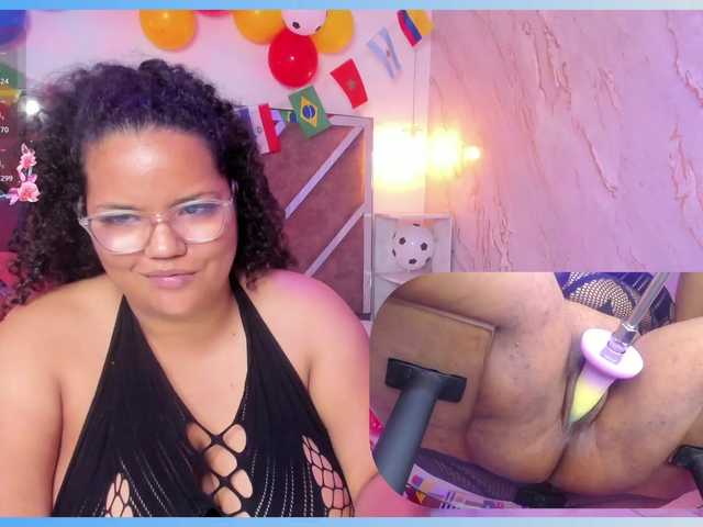 MhiaRey webcam