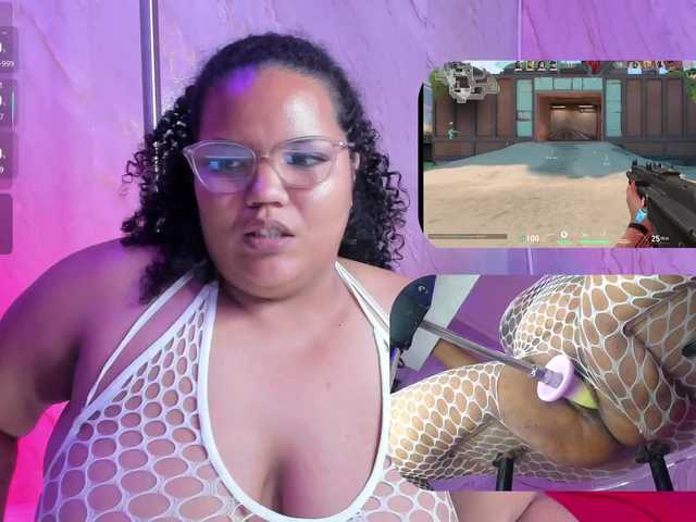 MhiaRey live cam on BongaCams