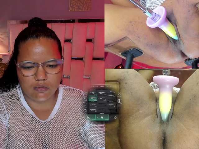 MhiaRey live cam on BongaCams