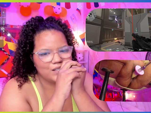 MhiaRey live cam on BongaCams