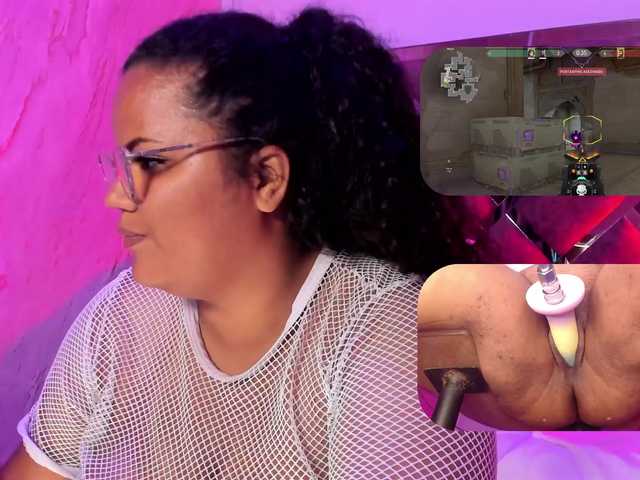 MhiaRey live cam on BongaCams