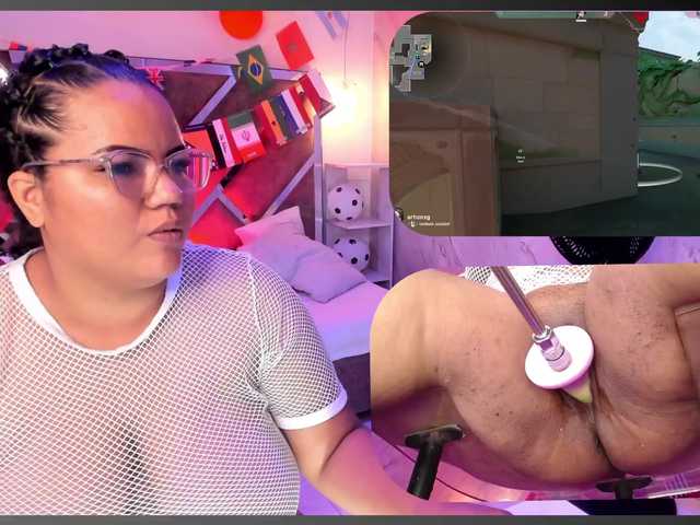 MhiaRey live cam on BongaCams