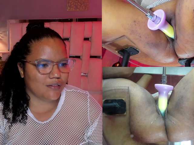 MhiaRey live cam on BongaCams