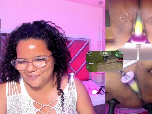 MhiaRey live cam on BongaCams