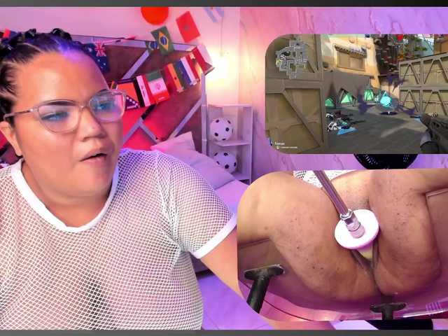 MhiaRey live cam on BongaCams