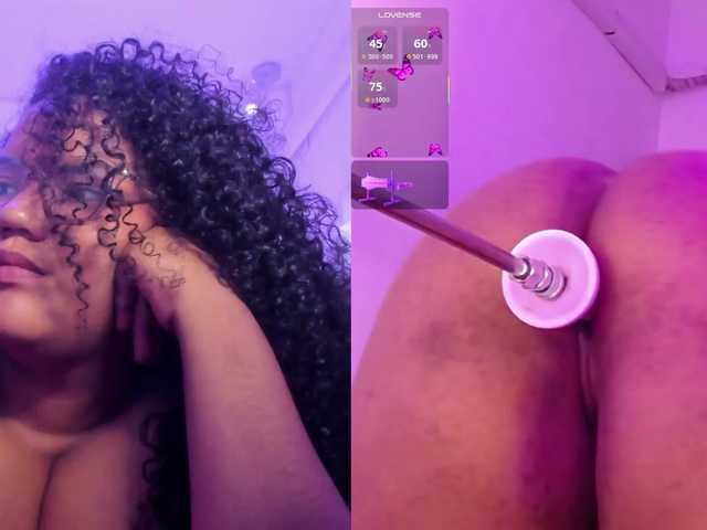 MhiaRey live cam on BongaCams