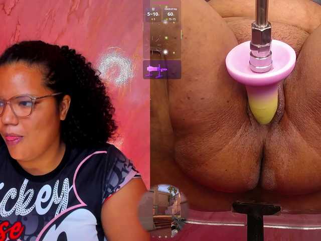 MhiaRey live cam on BongaCams