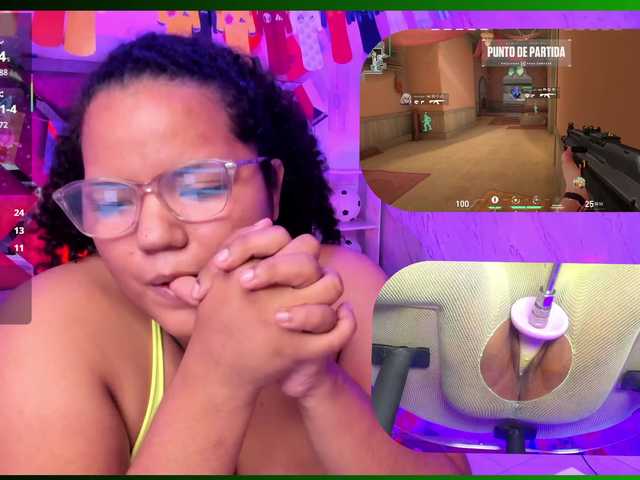 MhiaRey live cam on BongaCams