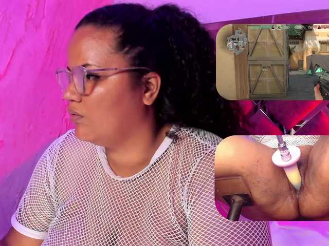 MhiaRey live cam