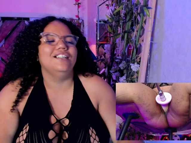 MhiaRey live cam on UnifiedCams
