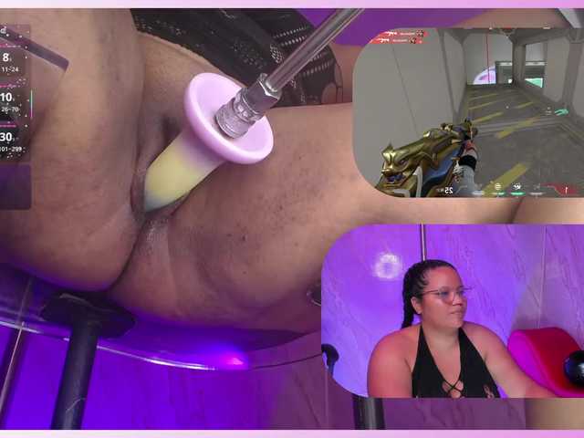 MhiaRey live cam on BongaCams
