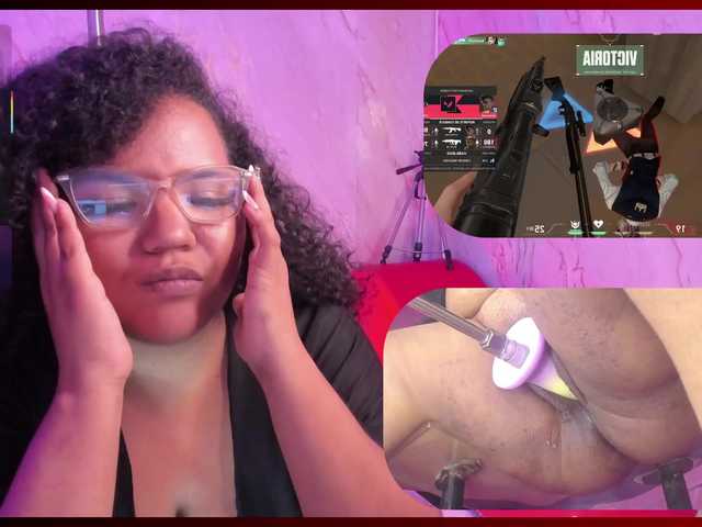 MhiaRey live cam on BongaCams