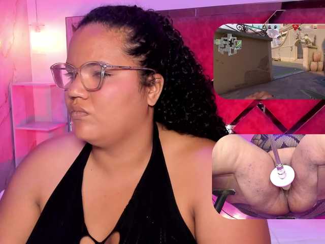 MhiaRey live cam on BongaCams
