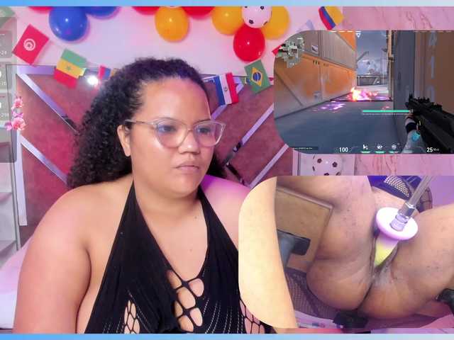 MhiaRey live cam on BongaCams