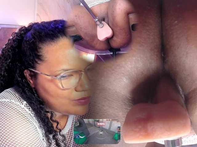 MhiaRey live cam on BongaCams