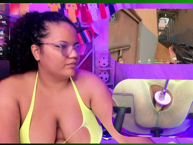 MhiaRey live cam on BongaCams