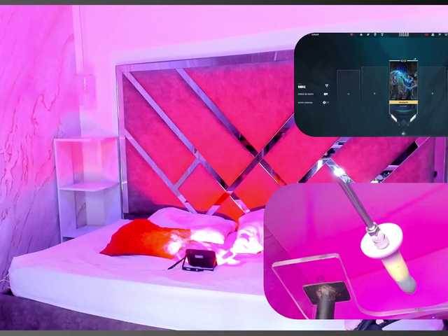 MhiaRey live cam on BongaCams