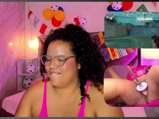 MhiaRey live cam on BongaCams
