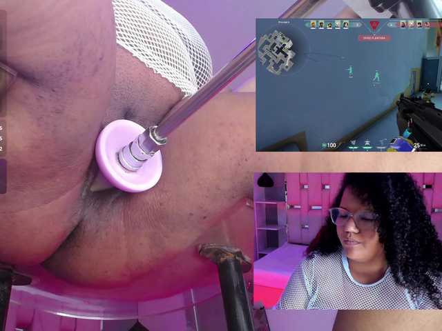 MhiaRey live cam on BongaCams