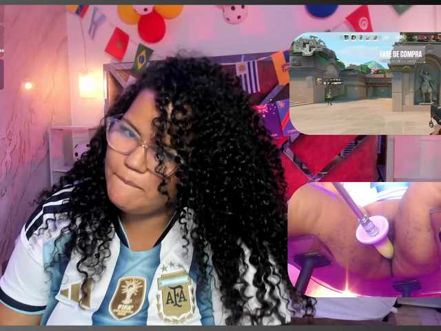 MhiaRey live cam on BongaCams