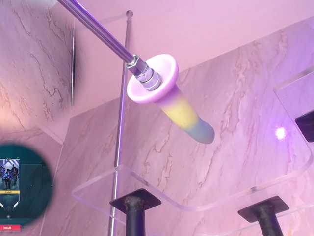 MhiaRey live cam on BongaCams