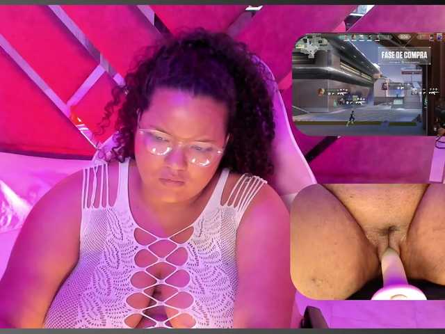 MhiaRey live cam on BongaCams