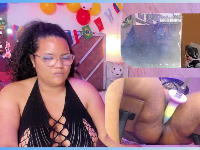MhiaRey live cam on BongaCams