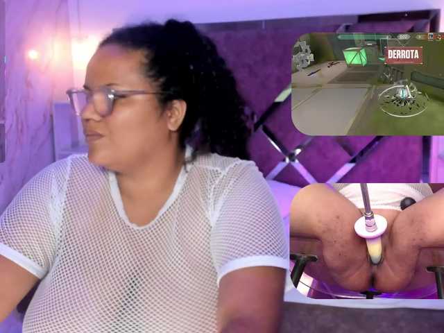 MhiaRey live cam on BongaCams