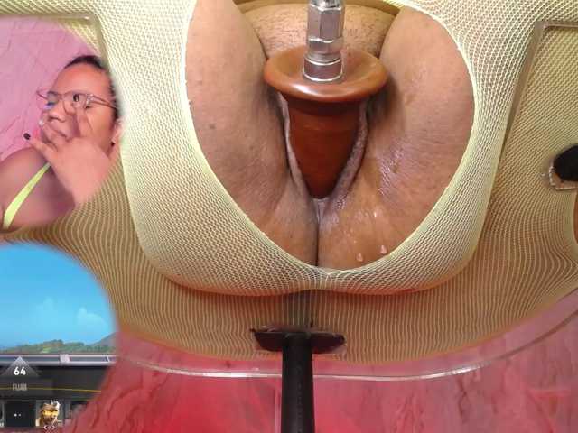 MhiaRey live cam on BongaCams