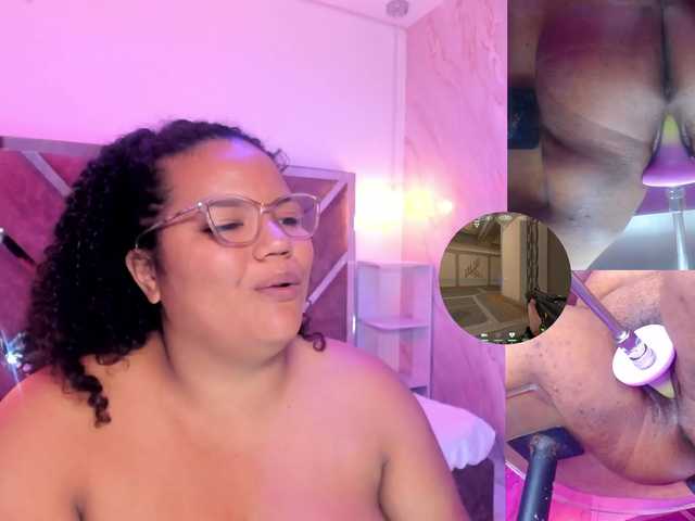 MhiaRey live cam on BongaCams
