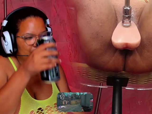 MhiaRey live cam on BongaCams