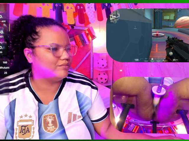 MhiaRey live cam on BongaCams