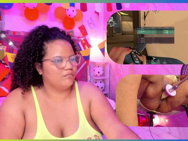 MhiaRey live cam on BongaCams