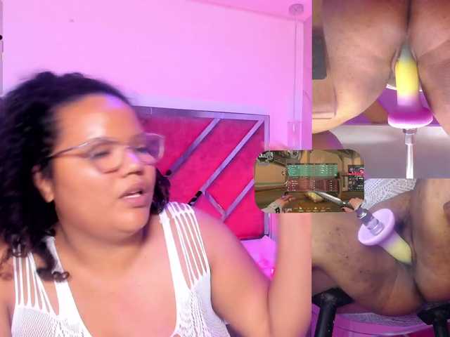 MhiaRey live cam on BongaCams