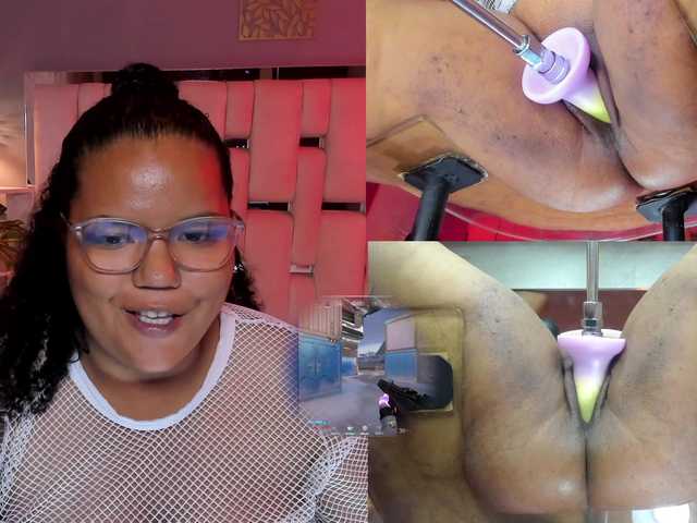 MhiaRey live cam on BongaCams