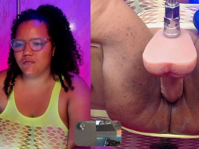 MhiaRey live cam on BongaCams