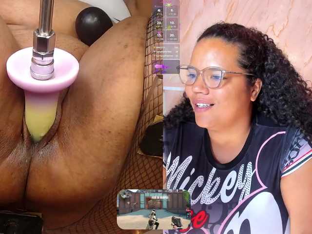 MhiaRey live cam on BongaCams