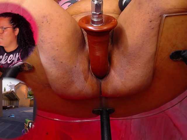 MhiaRey live cam on BongaCams