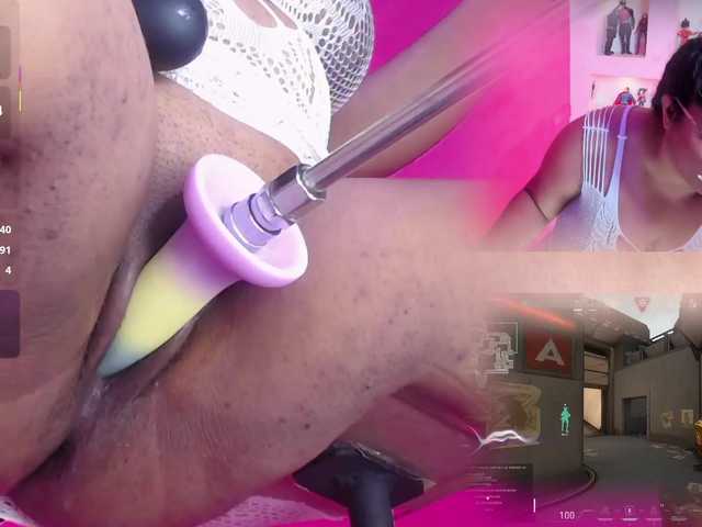MhiaRey live cam on BongaCams