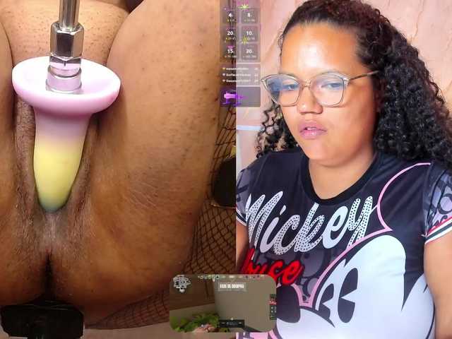 MhiaRey live cam on BongaCams