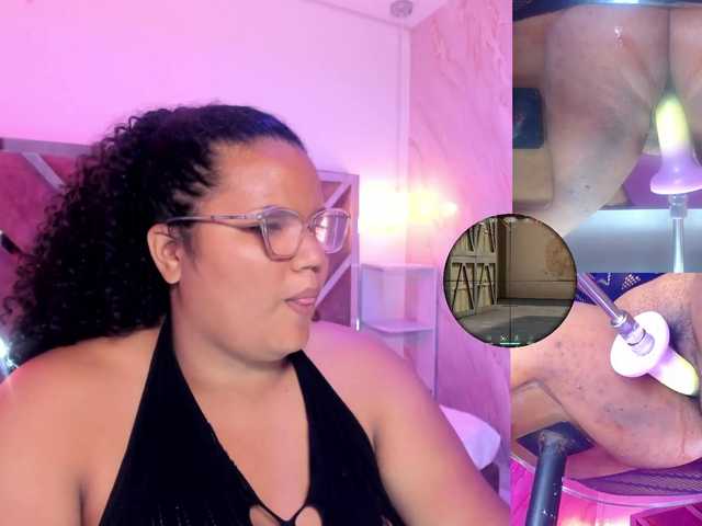 MhiaRey live cam on BongaCams
