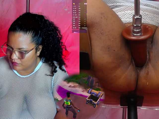 MhiaRey live cam on BongaCams